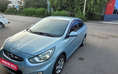 Hyundai Solaris II рестайлинг, 2011 год, 850 000 рублей, 12 фотография