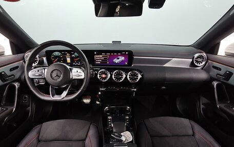 Mercedes-Benz CLA, 2021 год, 3 830 000 рублей, 5 фотография