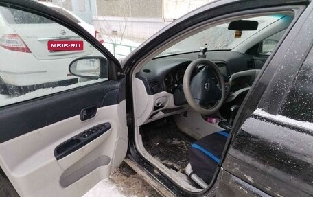 Hyundai Verna II, 2006 год, 350 000 рублей, 5 фотография