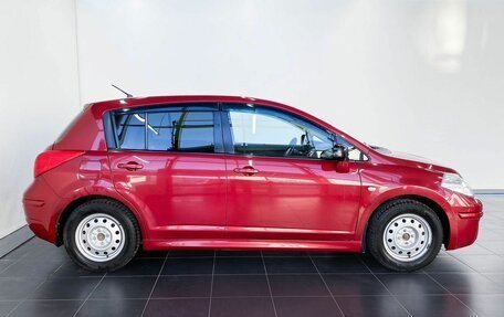 Nissan Tiida, 2010 год, 950 000 рублей, 6 фотография