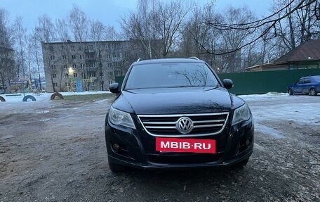 Volkswagen Tiguan I, 2010 год, 1 200 000 рублей, 2 фотография