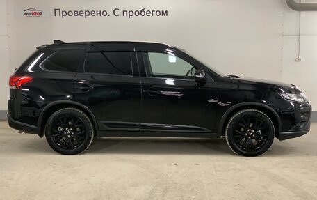 Mitsubishi Outlander III рестайлинг 3, 2020 год, 2 948 000 рублей, 3 фотография