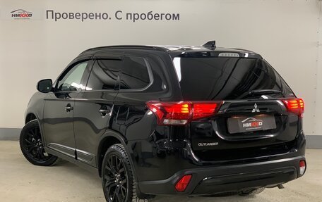 Mitsubishi Outlander III рестайлинг 3, 2020 год, 2 948 000 рублей, 6 фотография