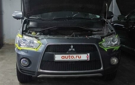 Mitsubishi Outlander III рестайлинг 3, 2010 год, 1 750 000 рублей, 13 фотография