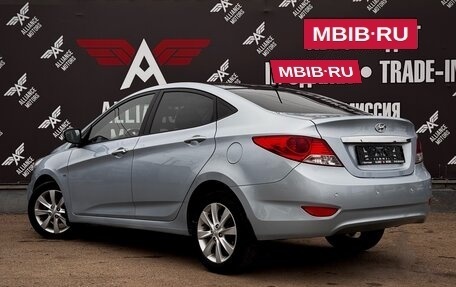 Hyundai Solaris II рестайлинг, 2011 год, 699 990 рублей, 5 фотография