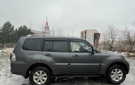 Mitsubishi Pajero IV, 2015 год, 2 560 000 рублей, 5 фотография