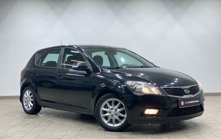 KIA cee'd I рестайлинг, 2011 год, 740 000 рублей, 3 фотография