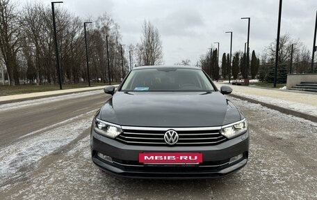 Volkswagen Passat B8 рестайлинг, 2016 год, 1 750 000 рублей, 3 фотография