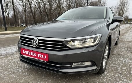 Volkswagen Passat B8 рестайлинг, 2016 год, 1 750 000 рублей, 12 фотография