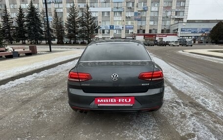 Volkswagen Passat B8 рестайлинг, 2016 год, 1 750 000 рублей, 17 фотография