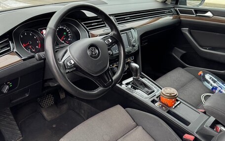 Volkswagen Passat B8 рестайлинг, 2016 год, 1 750 000 рублей, 22 фотография