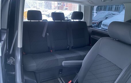 Volkswagen Multivan T5, 2012 год, 2 219 000 рублей, 11 фотография