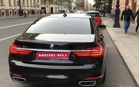 BMW 7 серия, 2015 год, 4 150 000 рублей, 3 фотография