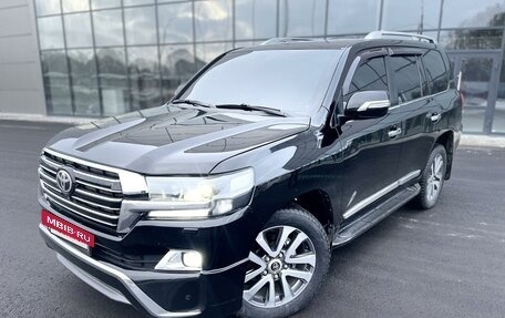 Toyota Land Cruiser 200, 2011 год, 3 980 000 рублей, 28 фотография