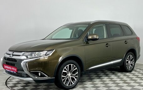 Mitsubishi Outlander III рестайлинг 3, 2018 год, 2 150 000 рублей, 1 фотография