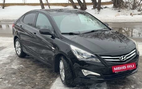 Hyundai Solaris II рестайлинг, 2016 год, 1 150 000 рублей, 4 фотография