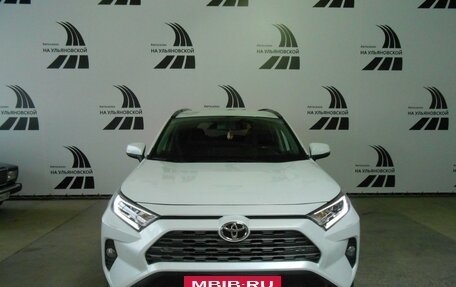 Toyota RAV4, 2021 год, 3 090 000 рублей, 5 фотография