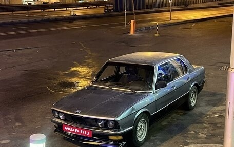 BMW 5 серия, 1986 год, 500 000 рублей, 19 фотография