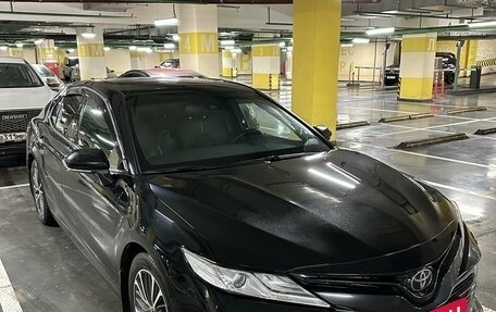 Toyota Camry, 2019 год, 3 200 000 рублей, 3 фотография