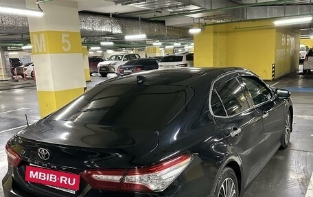 Toyota Camry, 2019 год, 3 200 000 рублей, 4 фотография