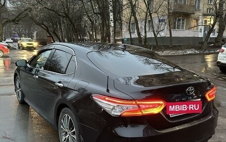 Toyota Camry, 2019 год, 3 200 000 рублей, 17 фотография