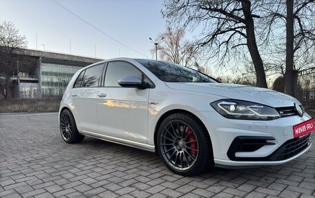 Volkswagen Golf R VII, 2019 год, 4 100 000 рублей, 4 фотография