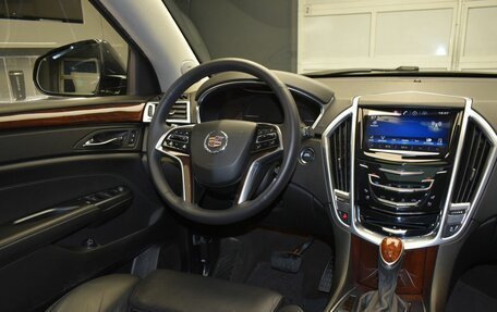 Cadillac SRX II рестайлинг, 2015 год, 1 900 000 рублей, 11 фотография