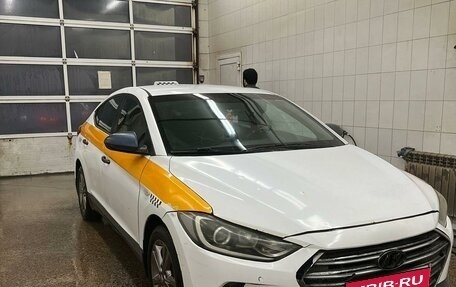 Hyundai Elantra VI рестайлинг, 2017 год, 988 000 рублей, 5 фотография