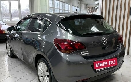 Opel Astra J, 2010 год, 830 000 рублей, 4 фотография