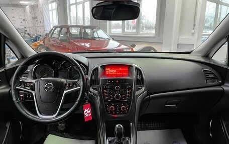 Opel Astra J, 2010 год, 830 000 рублей, 12 фотография