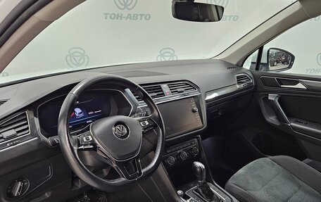 Volkswagen Tiguan II, 2018 год, 2 900 000 рублей, 11 фотография