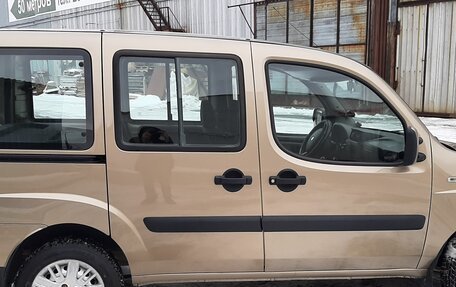 Fiat Doblo II рестайлинг, 2011 год, 795 000 рублей, 1 фотография