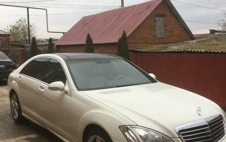 Mercedes-Benz S-Класс, 2007 год, 1 100 000 рублей, 3 фотография