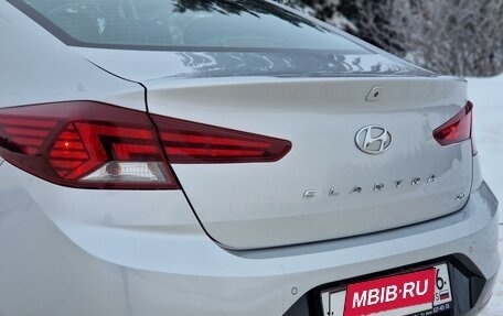 Hyundai Elantra VI рестайлинг, 2019 год, 1 920 000 рублей, 9 фотография