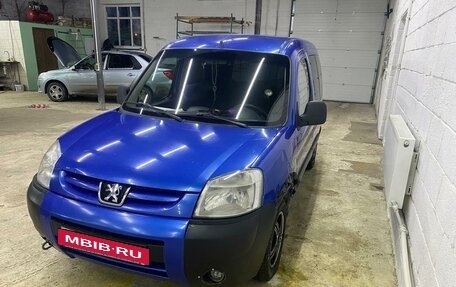 Peugeot Partner II рестайлинг 2, 2007 год, 450 000 рублей, 2 фотография