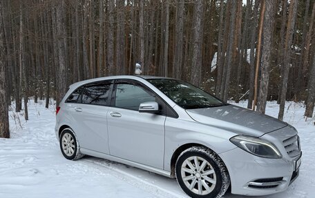 Mercedes-Benz B-Класс, 2014 год, 1 200 000 рублей, 2 фотография