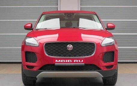 Jaguar E-Pace, 2018 год, 2 890 000 рублей, 28 фотография