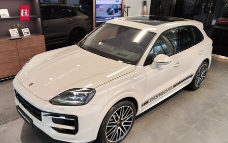 Porsche Cayenne III, 2024 год, 22 490 000 рублей, 2 фотография