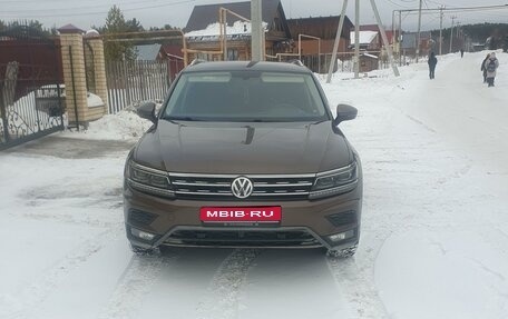 Volkswagen Tiguan II, 2018 год, 2 950 000 рублей, 1 фотография