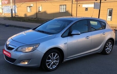 Opel Astra J, 2011 год, 660 000 рублей, 1 фотография