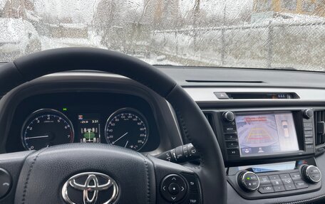 Toyota RAV4, 2017 год, 2 790 000 рублей, 16 фотография