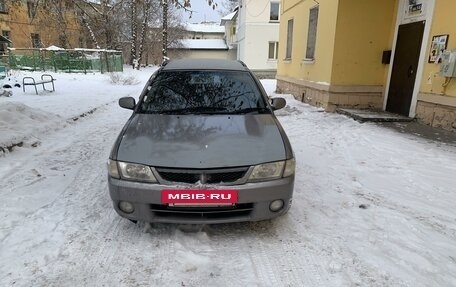 Nissan Wingroad III, 2000 год, 180 000 рублей, 5 фотография