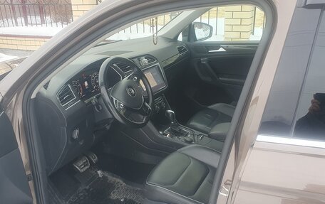 Volkswagen Tiguan II, 2018 год, 2 950 000 рублей, 7 фотография