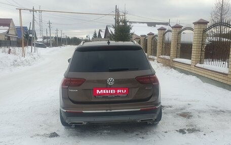 Volkswagen Tiguan II, 2018 год, 2 950 000 рублей, 3 фотография