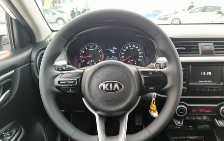 KIA Rio IV, 2018 год, 1 358 900 рублей, 19 фотография