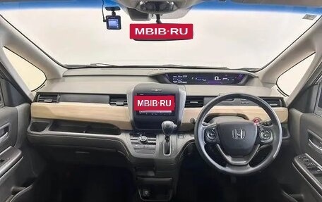 Honda Freed II, 2016 год, 1 350 000 рублей, 8 фотография