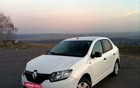 Renault Logan II, 2017 год, 670 000 рублей, 3 фотография