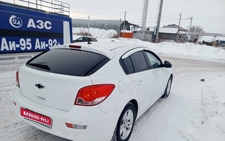 Chevrolet Cruze II, 2013 год, 850 000 рублей, 4 фотография