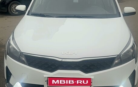 KIA Rio IV, 2021 год, 1 620 000 рублей, 4 фотография