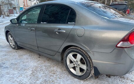 Honda Civic VIII, 2008 год, 700 000 рублей, 3 фотография